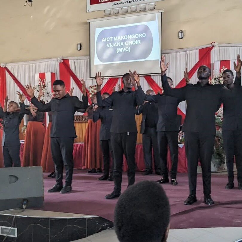 Shirikisho by Makongoro Choir