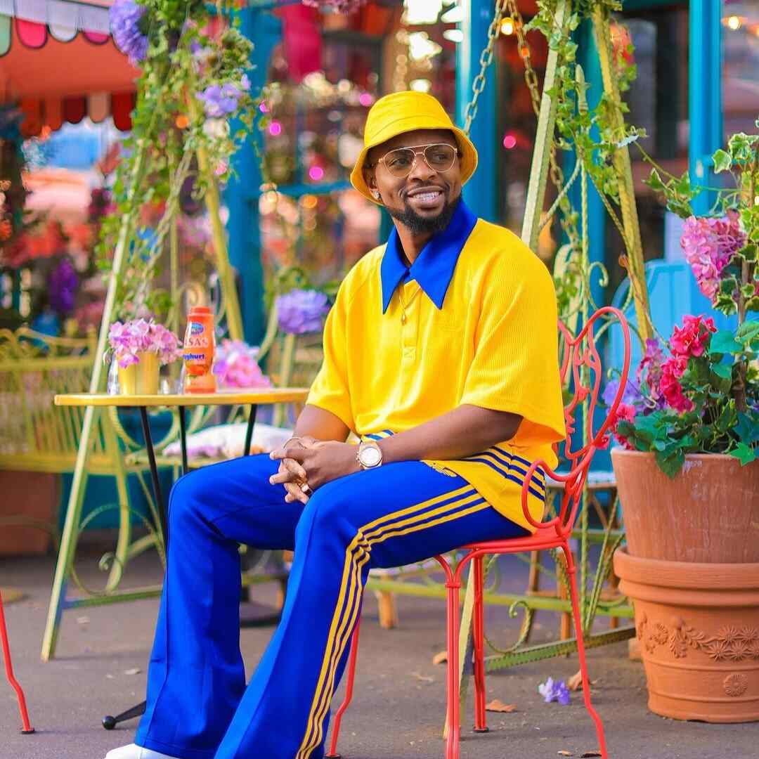 Me n You by Ommy Dimpoz ft V