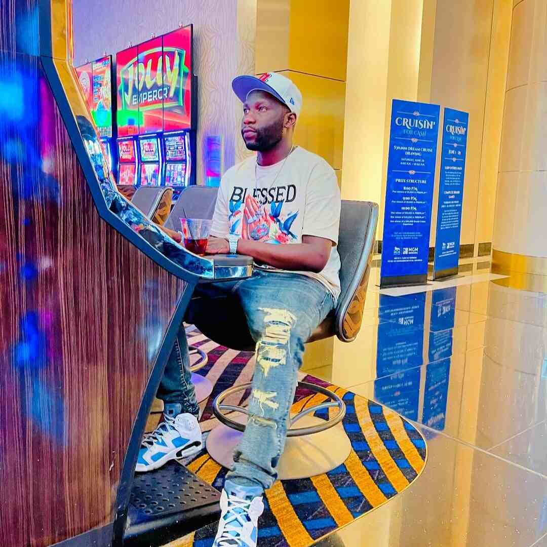 Sifa by Roma Mkatoliki