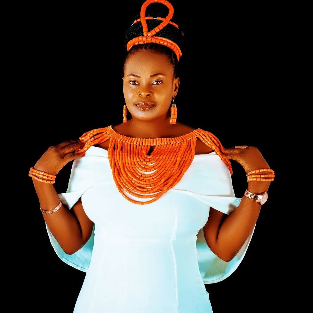 Wanikumbatia by Sarah Magesa