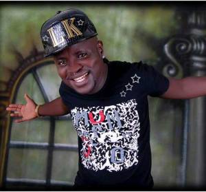 Abakaazi Ngoye by Abdu Mulaasi