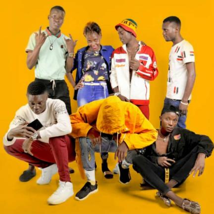 Rip Sky (Feat. Btb Shan, Ashmizy, Jelion M & Don Suu) by Bt Ark Ukbwoy (FamilieBoss)