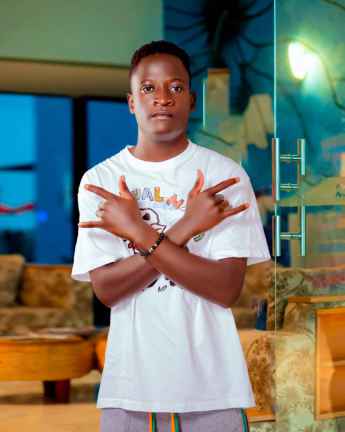 Salawo by Derri Yan Dym