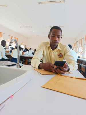 Abeinemu by Lax Latico