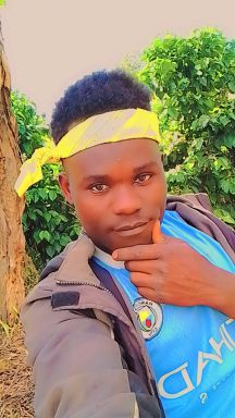 Omwavu_-wakufa by Oyo Yenze Damdeok