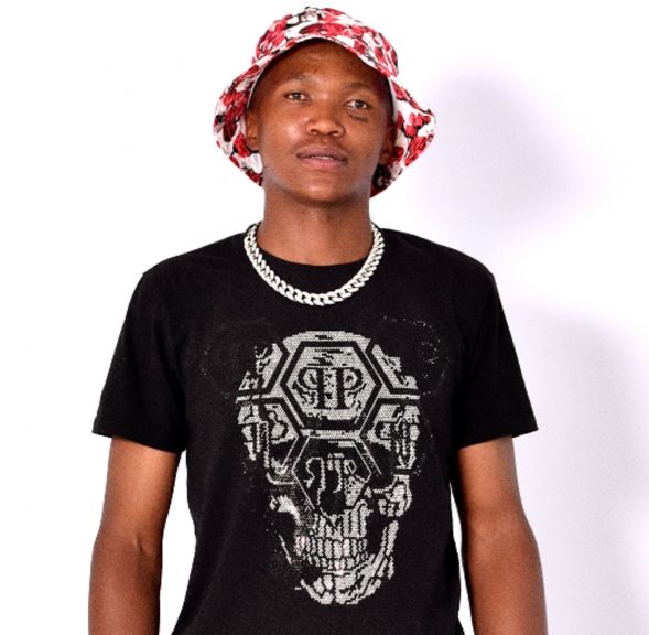 Kimiller 2.0 (ft. Celimpilowh Zoohnguh & Mietchie Maine) by Tiga Maine