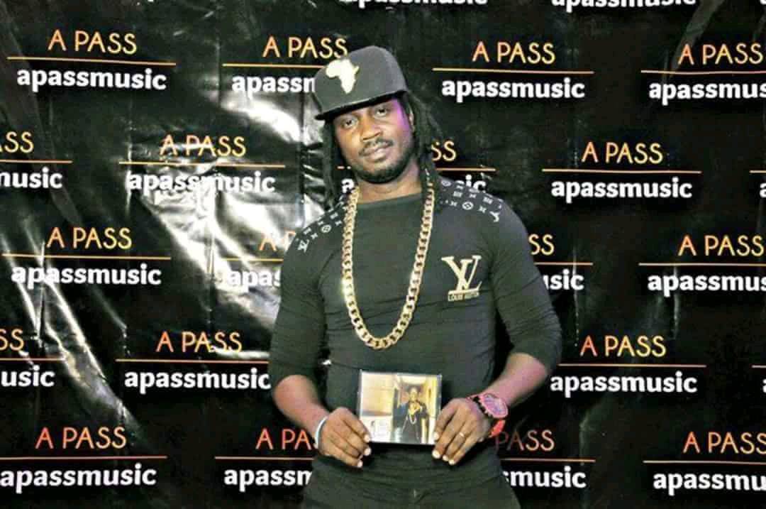 Bebe Cool Finally Buys Music from A Pass.