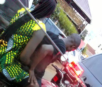 Horny Boda Boda Man Makes Use of Kampala Traffic Jam