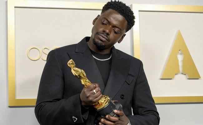 Black people dominate the Oscars 2021.
