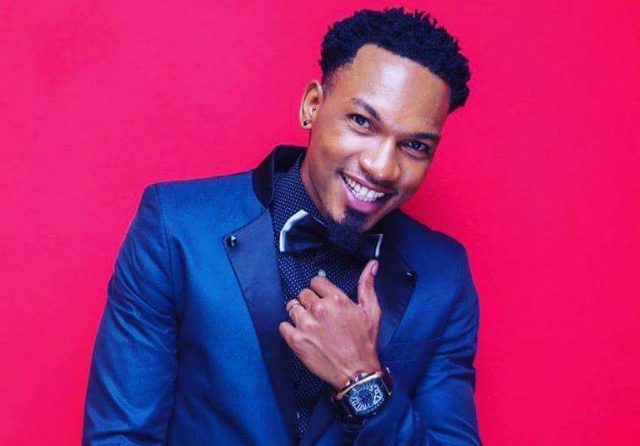Gospel singer Exodus confesses about his alcohol addiction during Pastor Bugembe's concert.