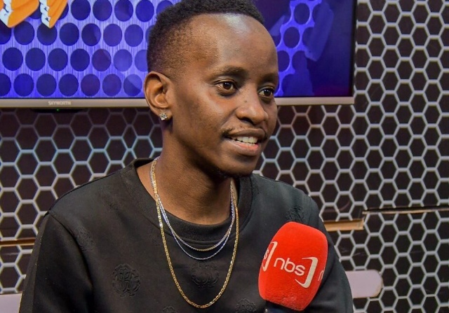 MC Kats comes out to apologise to Fille's mother over the harsh words he hurled at her. 