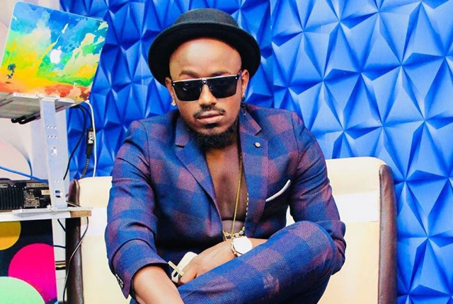 Sammie Manini gets bashed by singer Ykee Benda and comedian Salvador Idiringi