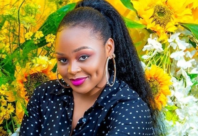 Singer Rema Namakula attacked for allegedly giving off a bad attitude during her performance at a wedding.
