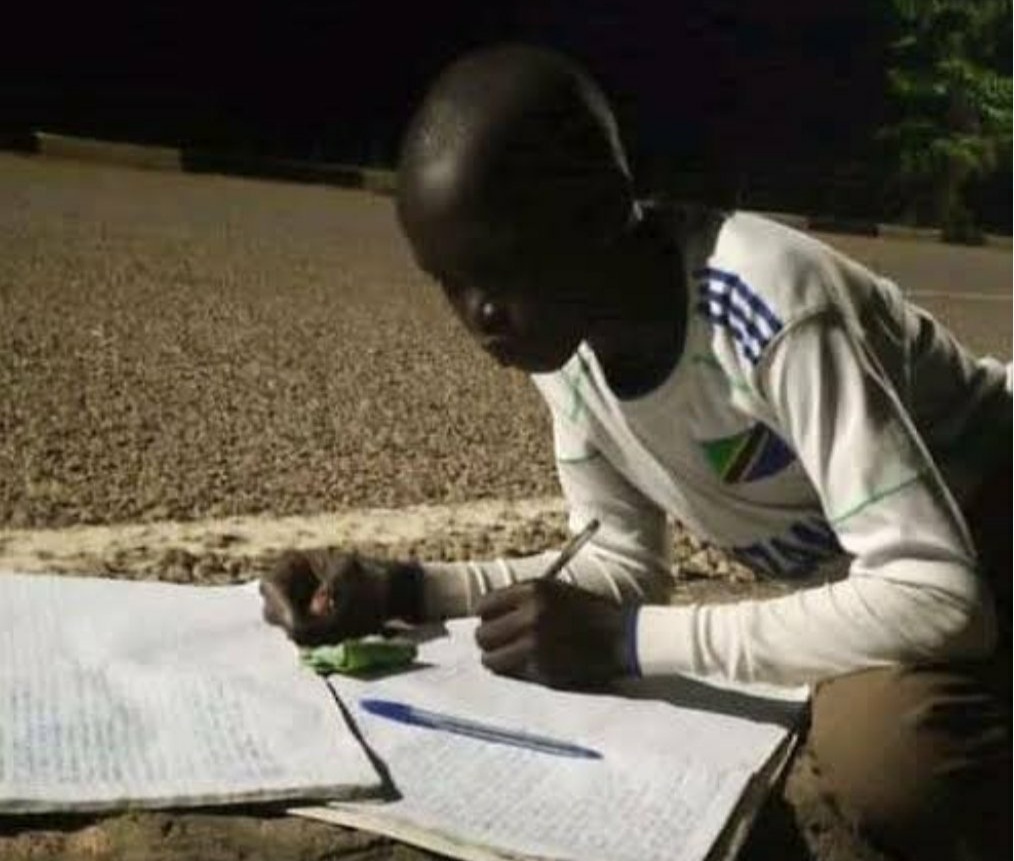 Katakwi Boy Pictured Reading on Street Lights Receives Full Education Scholarship from Vice President Alupo