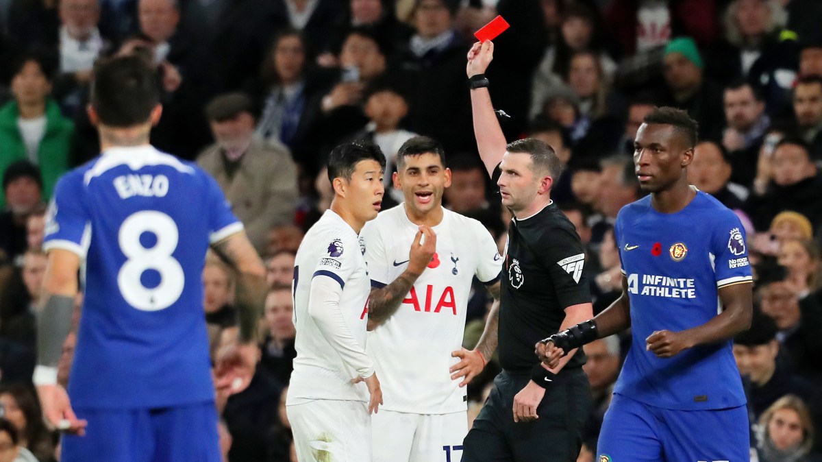 Red Cards, VAR, Jackon's hat-trick, disallowed goals the London derby had it all as Chelsea ended Tottenham's unbeaten run