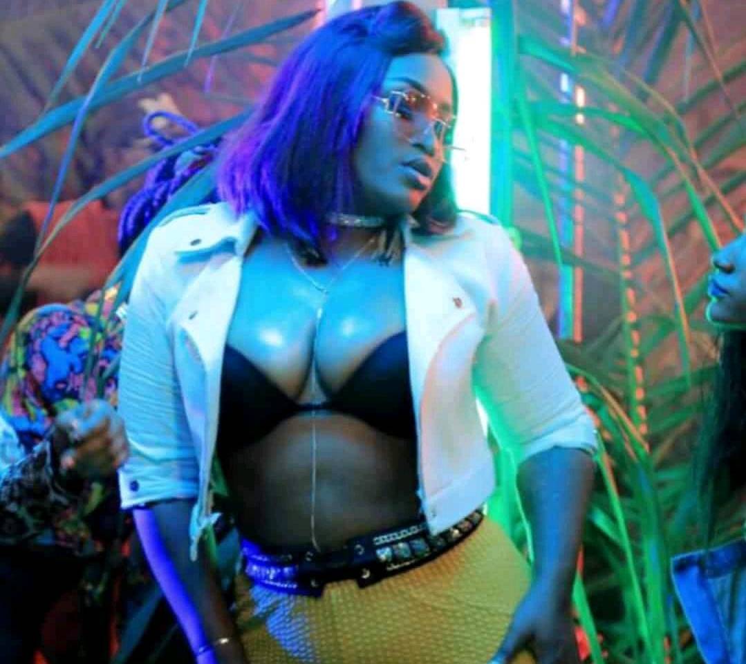 Winnie Nwagi Almost Blinds Men with Her Bubbly Melons.